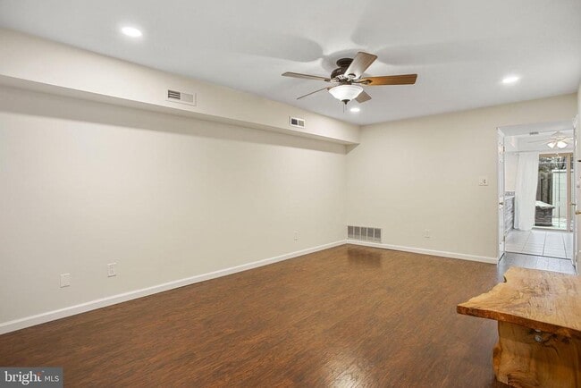 Building Photo - 217 Oberlin Terrace