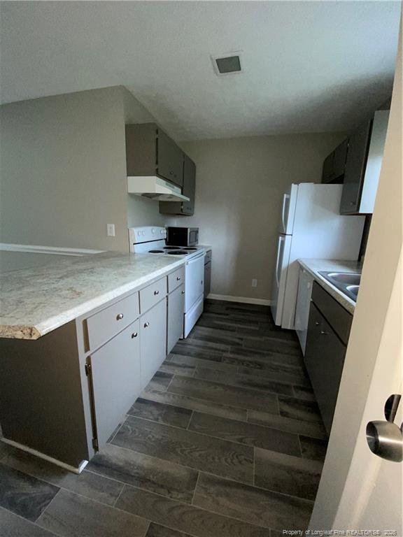 Building Photo - 951 Applewood Ln