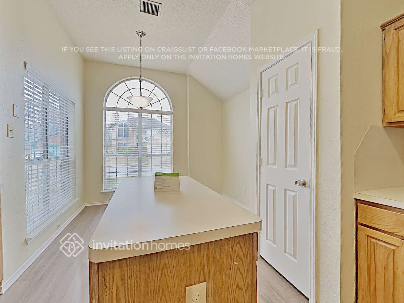 Building Photo - 8512 Sabinas Trail