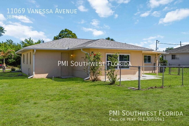 Building Photo - 11069 Vanessa Ave