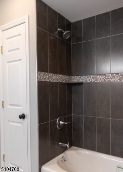 Building Photo - 204 Harrison St