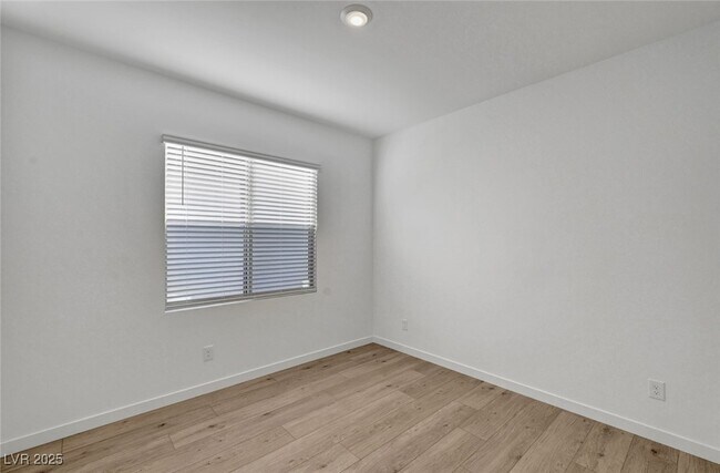 Building Photo - 1498 Marsh Bird St