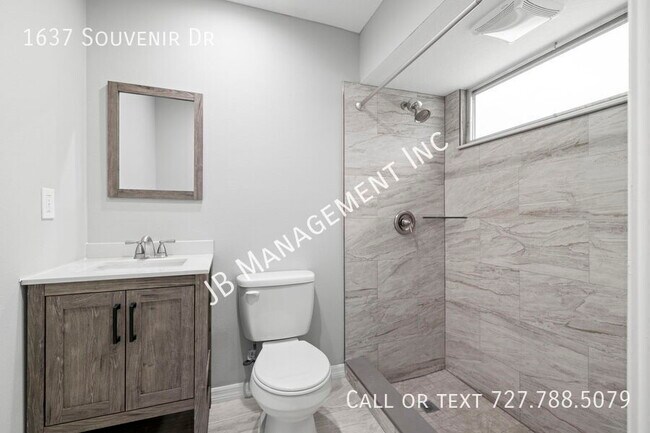 Building Photo - 1637 Souvenir Dr