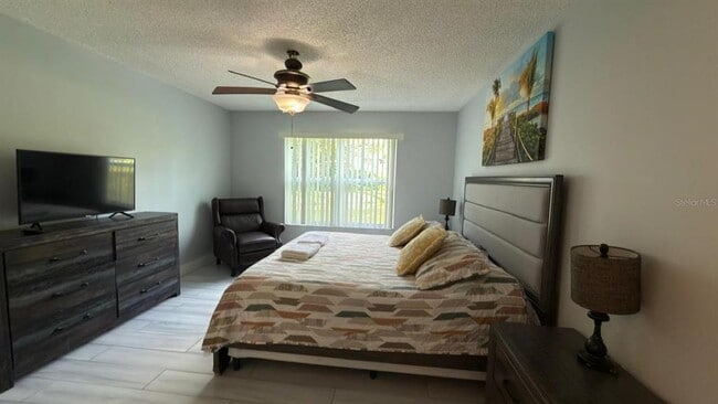 Building Photo - 5009 Laguna Bay Cir
