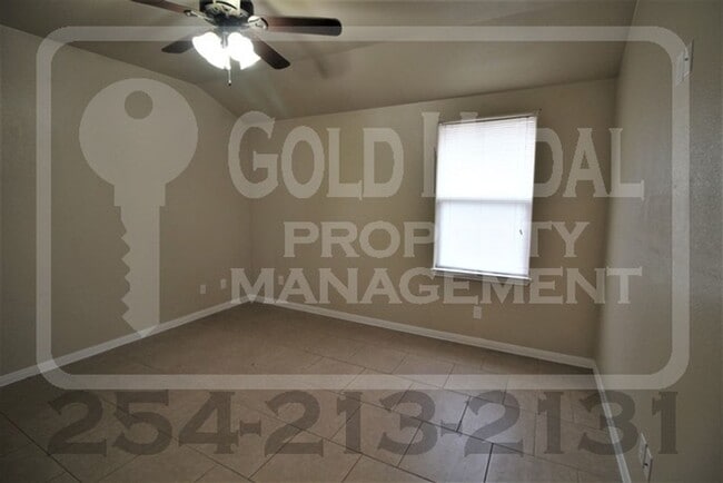 Building Photo - 4505 Cambridge Dr