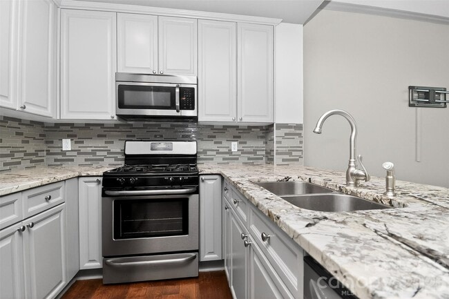 Building Photo - 315 Arlington Ave