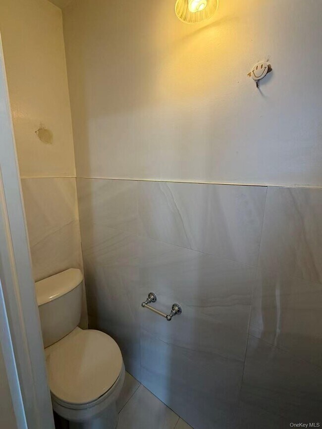 Building Photo - 20-27 121st St