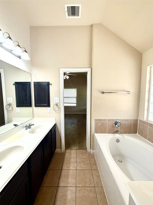 Building Photo - 25002 Tancy Ranch Ct