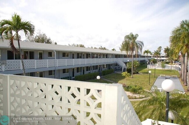 Building Photo - 600 Layne Blvd