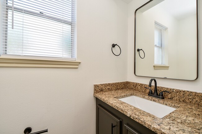 Building Photo - 8231 Bo Jack Dr