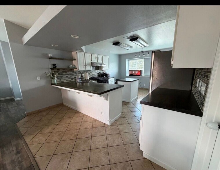 Building Photo - 1410 Ashwood Ct