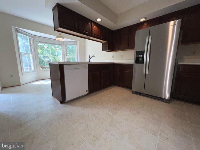 Building Photo - 2104 Patty Ln