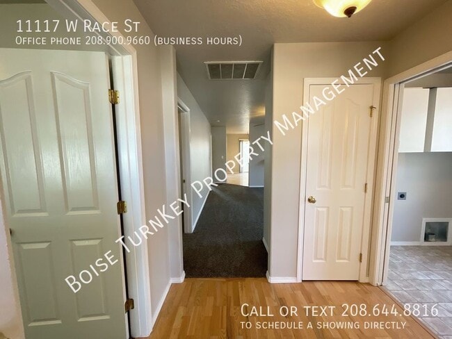 Building Photo - 11117 W Race Ct