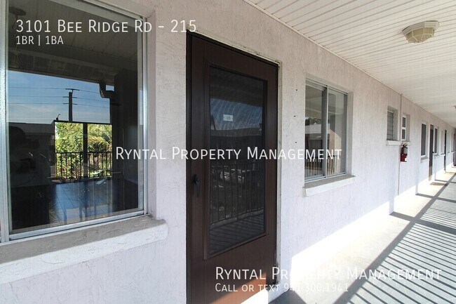 Building Photo - 3101 Bee Ridge Rd