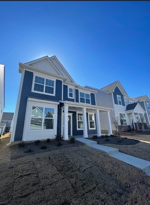 Building Photo - Spacious 4 Bed, 3.5 Bath Home with 2895 Sq...