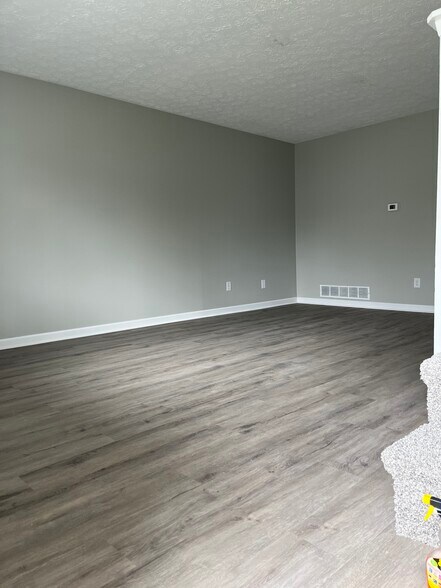 Building Photo - 7288 Bride Water Blvd