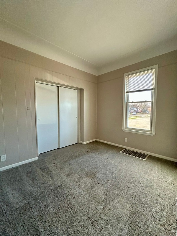 Building Photo - 82 Poplar St