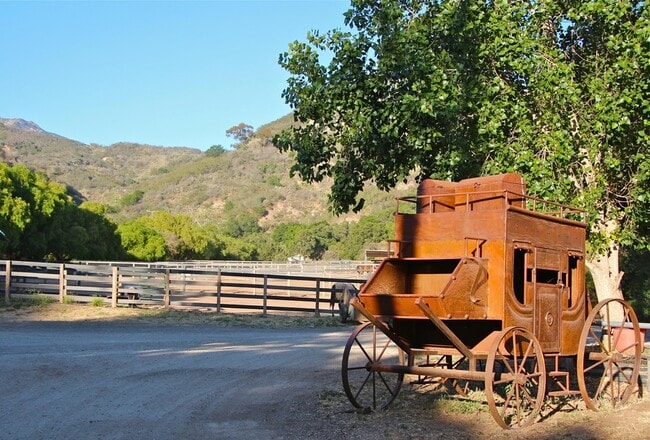 Building Photo - 1741 San Marcos Pass Rd