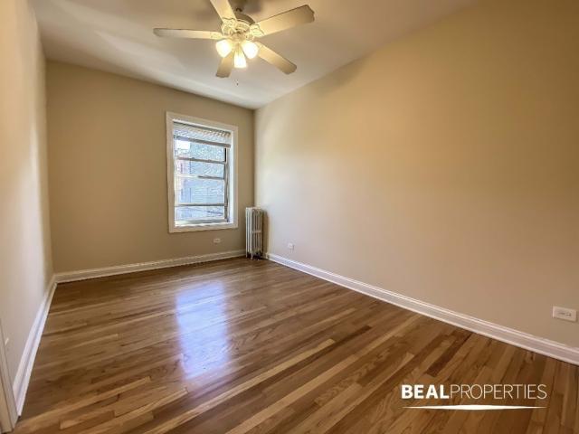 Building Photo - 1 bedroom in CHICAGO IL 60613