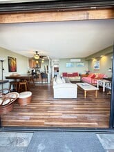 Building Photo - 75-5782-5782 Kuakini Hwy