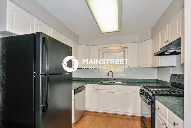 Building Photo - 4 Bedroom Pet-Friendly Home in ARNOLD, MO ...