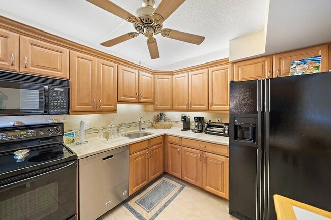 Building Photo - 100 Ocean Trail Way