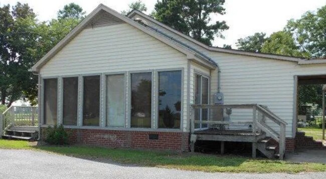 Building Photo - 751 Gurleys Mill Rd