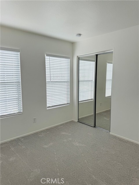 Building Photo - 24578 Sunshine Dr