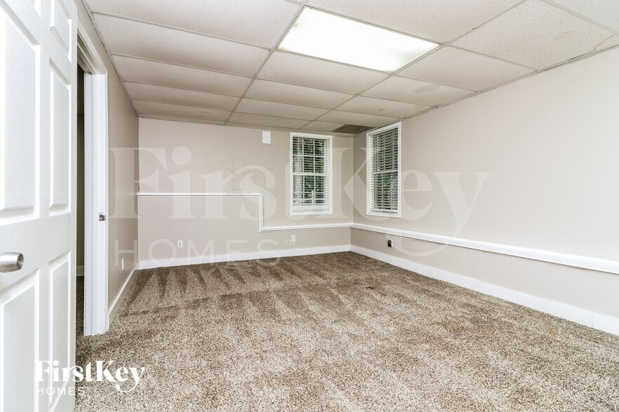 Building Photo - 82 Broadlands Dr