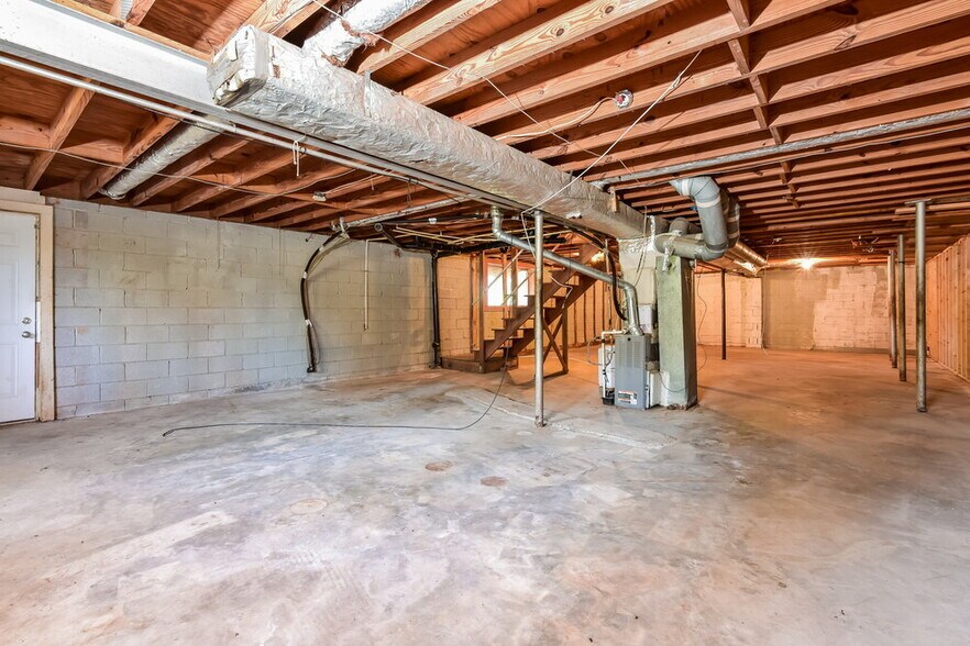 Building Photo - 4624 Elm Ridge Ct