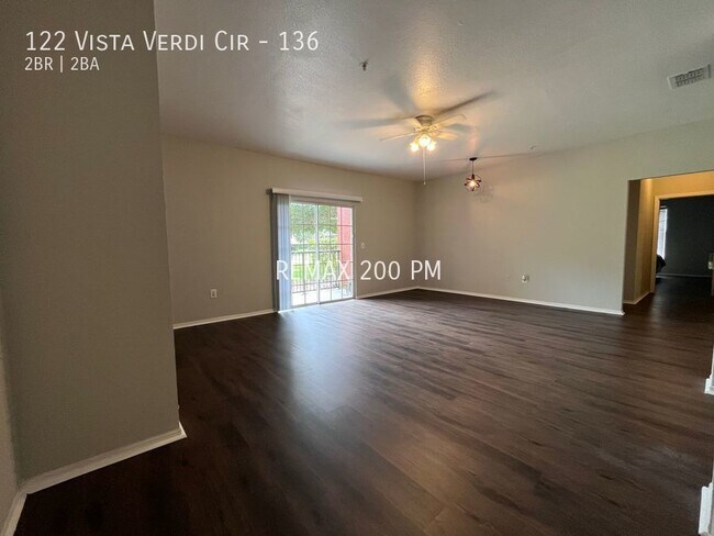 Building Photo - 122 Vista Verdi Cir