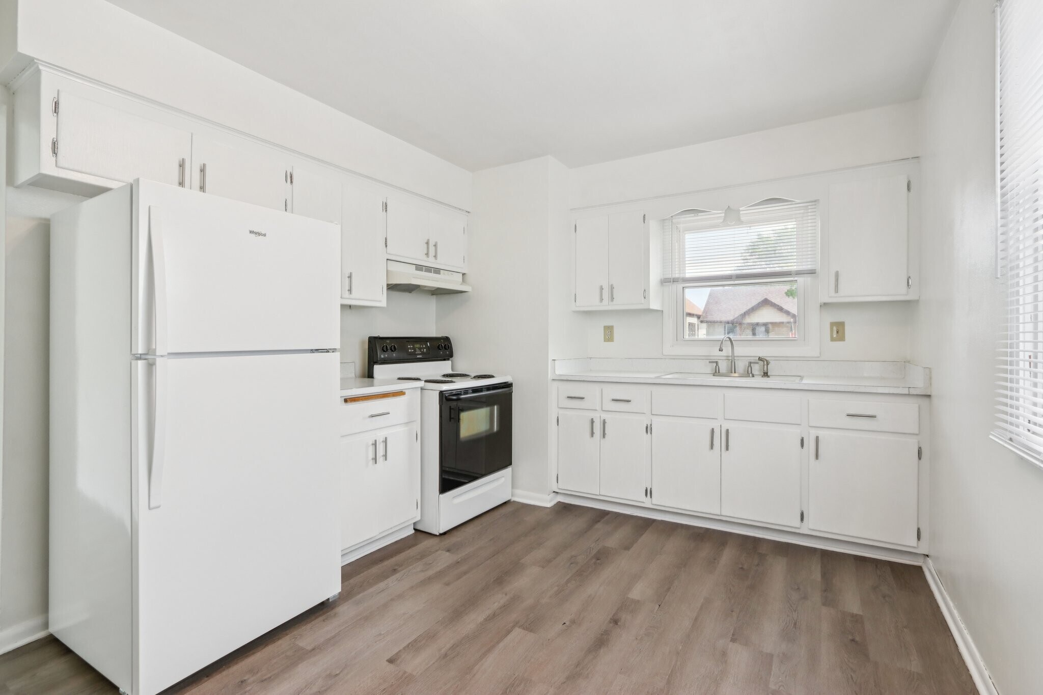 Kitchen - 1933 S 72nd St