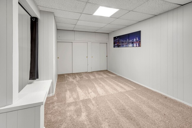 Building Photo - 3065 124th Ave NE