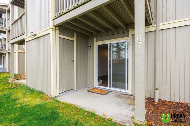 Building Photo - Comfortable 1-Bedroom Condo with Parking & Resort-Style Amenities