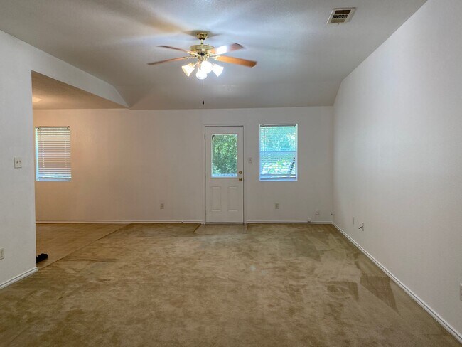 Building Photo - 1809 Liberty Hill Dr