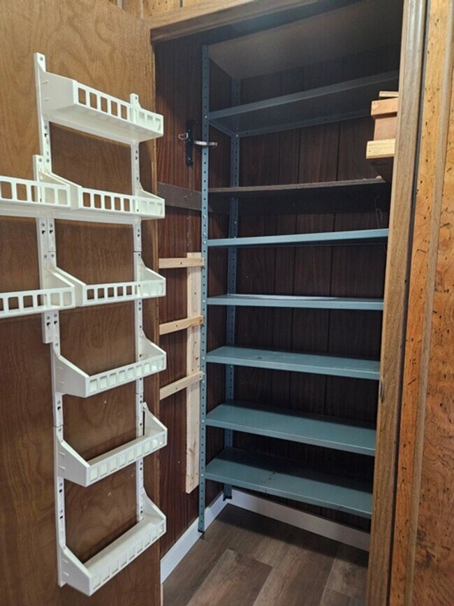 Building Photo - 3Bd/2Ba Manufactured Home - For viewing!