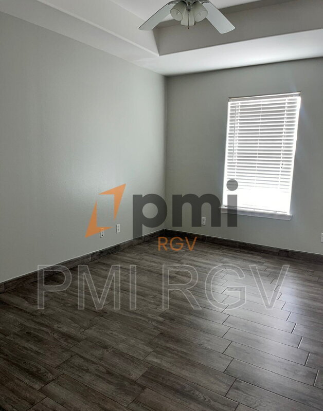 Building Photo - 205 S Baltic Ave