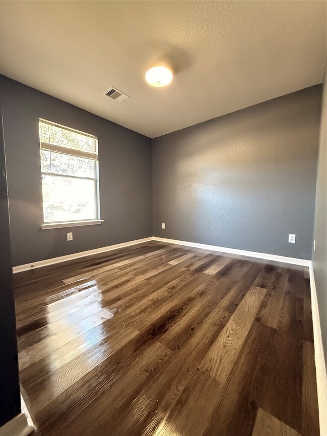 Building Photo - 8026 Arrington Forest Ln