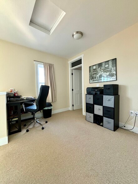 Building Photo - 1455 Mews Ct