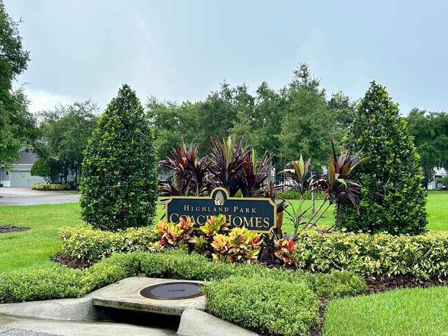 Building Photo - Luxury-living 4/Beds/3.5-Bath home in prestigious Highland Park!