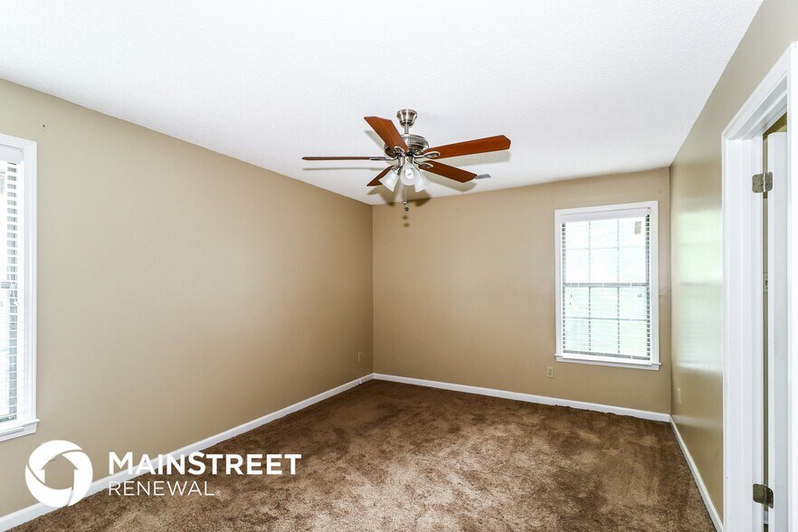 Building Photo - 6608 Lake Valley Dr