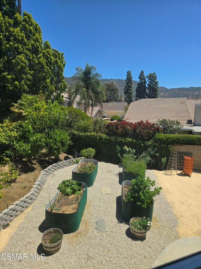 Building Photo - 3017 Klamath Ave