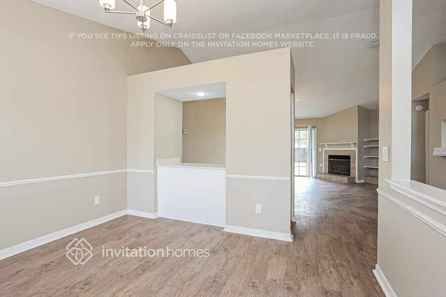 Building Photo - 7842 Mactavish Way S