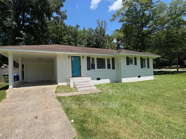 Building Photo - 5900 Frazier Dr