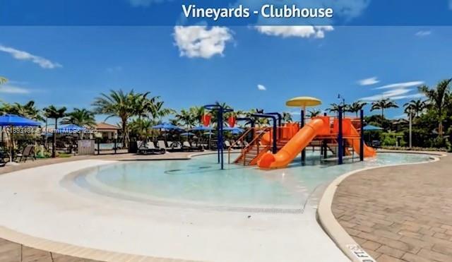 Building Photo - 158 SE 34th Terrace