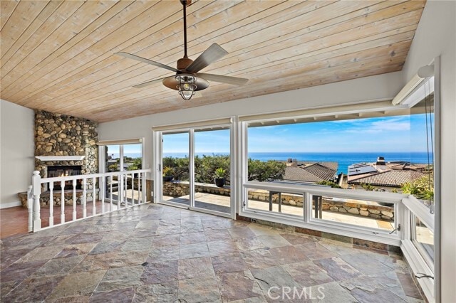 Building Photo - 4022 Calle Marlena