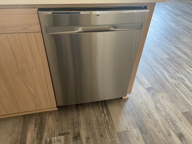 Building Photo - 1242 S 11th St