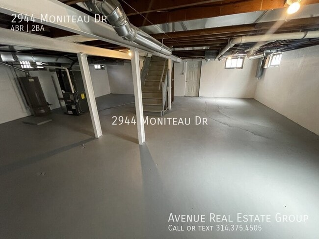 Building Photo - 2944 Moniteau Dr