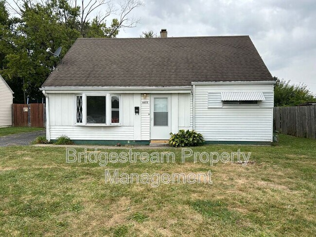Primary Photo - 4893 Burkhardt Rd