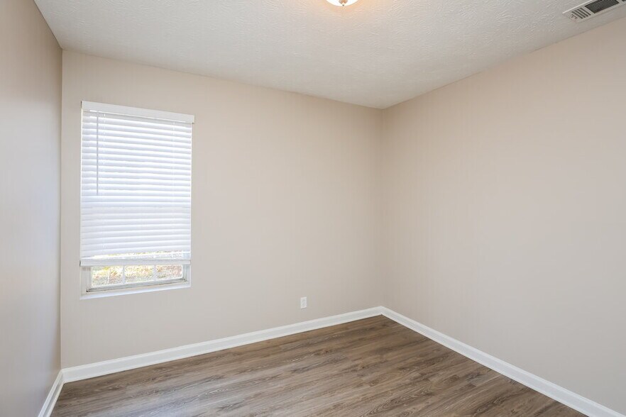 Building Photo - 3000 Sentinel Pkwy